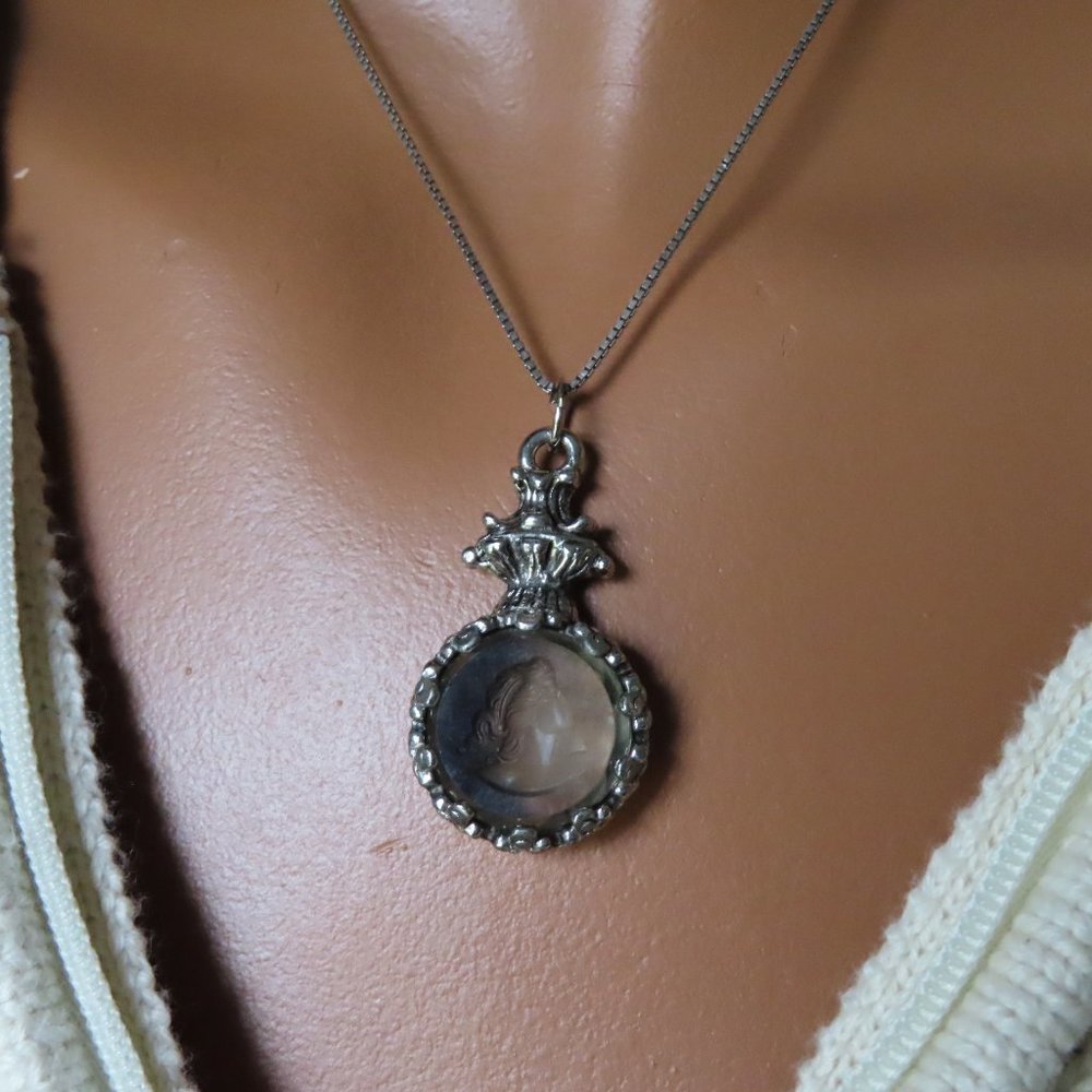 Cameo glass pendant vintage 1960's smoky - Picture 13 of 16